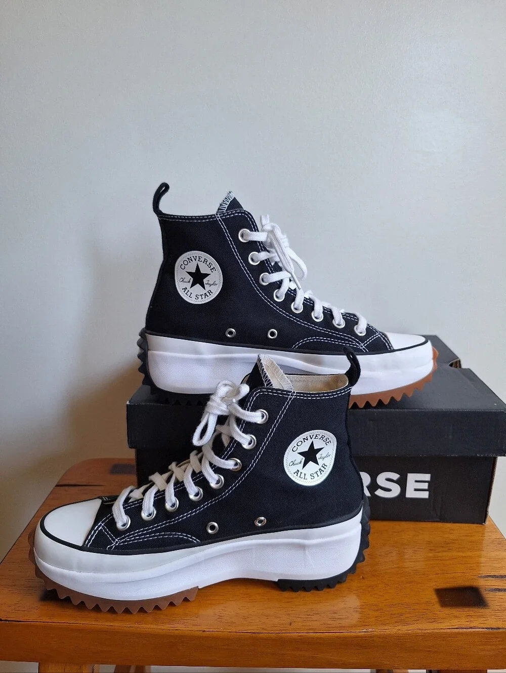 Converse high top